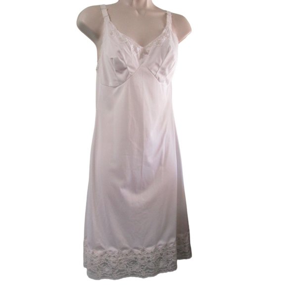 Wonder Maid White Lace Trim Full Slip Sz 32 Polyester Metal Findings Yellowing - Picture 1 of 16
